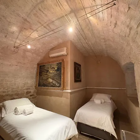 Chateau Maximin Pres D'uzes