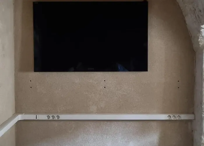 Chateau Maximin Pres D'uzes 4* Saint-Maximin (Gard)